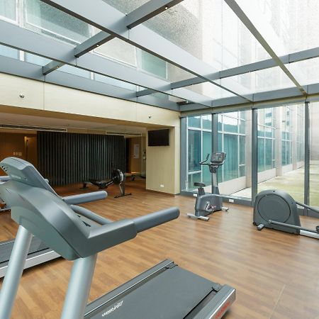 Holiday Inn Express Manila Newport City, An Ihg Hotel Paranaque City Bagian luar foto