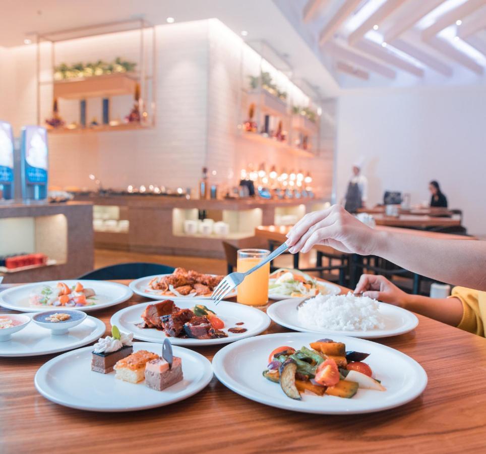 Holiday Inn Express Manila Newport City, An Ihg Hotel Paranaque City Bagian luar foto